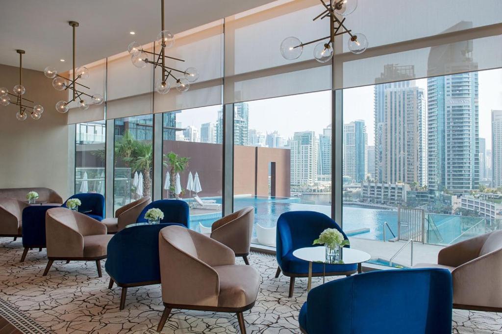 Desert Living Luxury Condo - Jumeirah Living Marina Gate دبي المظهر الخارجي الصورة