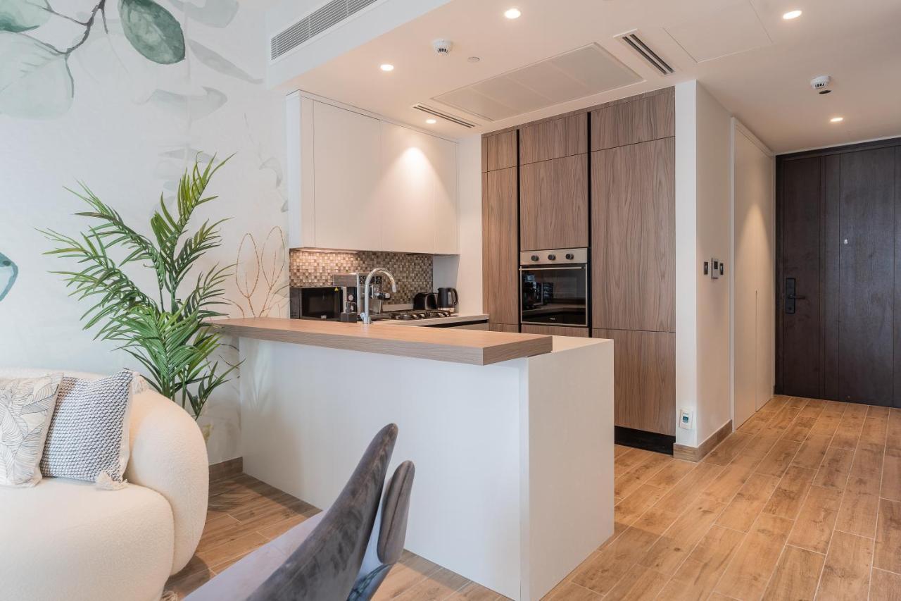 Desert Living Luxury Condo - Jumeirah Living Marina Gate دبي المظهر الخارجي الصورة